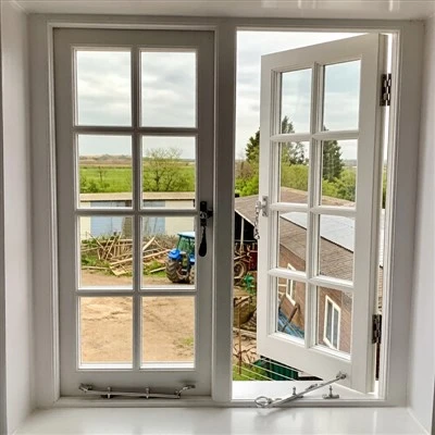 UPVC Double ripustettu ikkuna